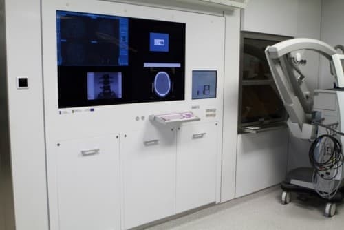 DICO 2M 56"/17" cyfrowy komputer medyczny - producent Ultra-Viol