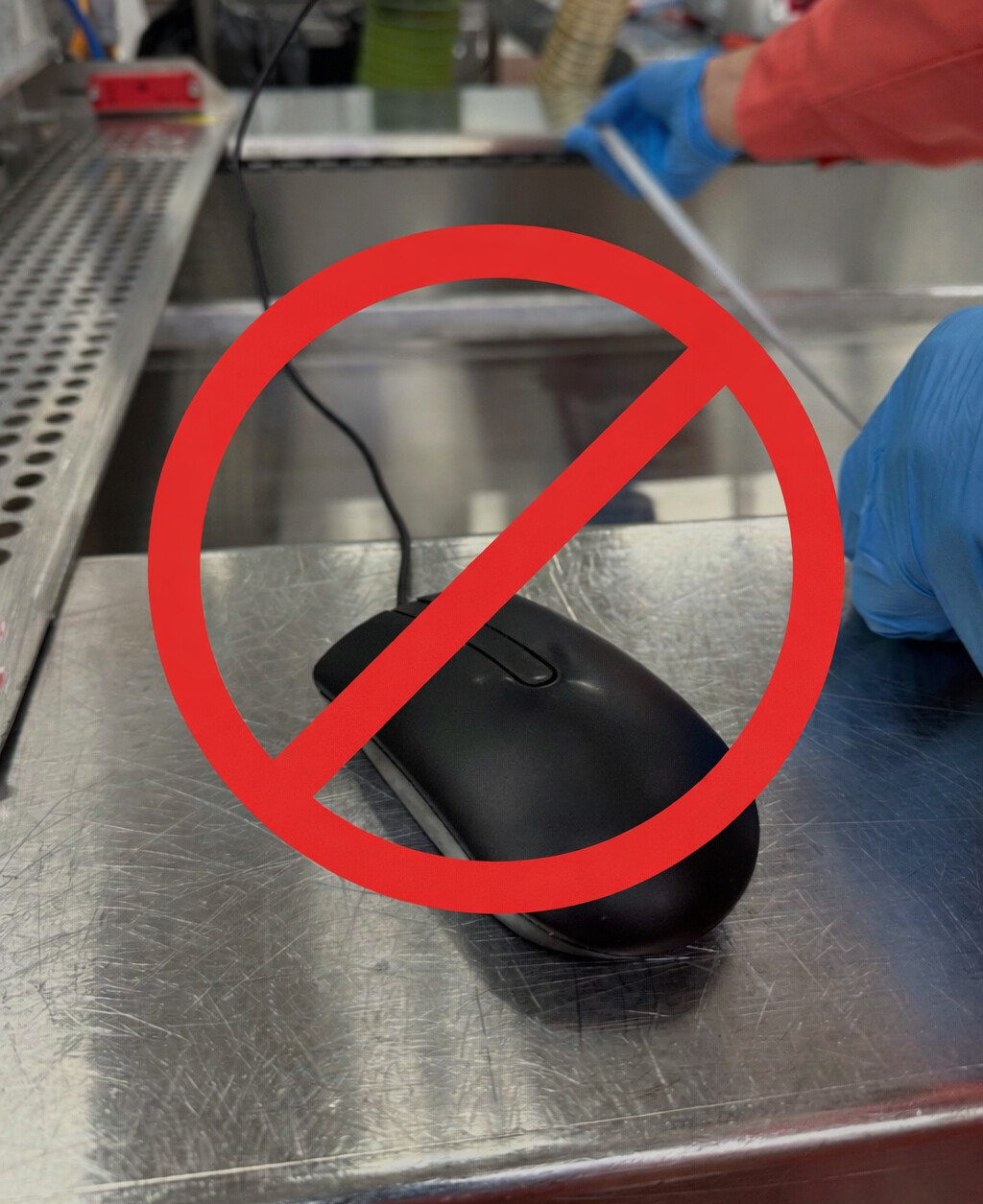 mysz-komputerowa-na-produkcji-jpg.jpg
